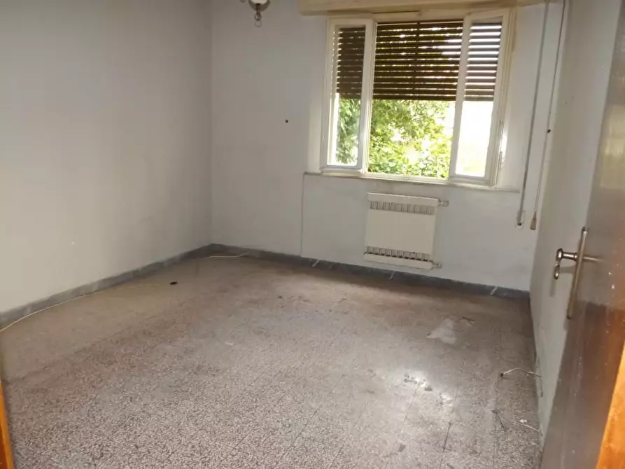 Immagine 31 di Palazzo in vendita  a Trecastelli