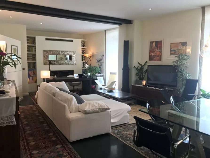 Immagine 7 di Villa in vendita  in Via Berchet Trieste a Trieste