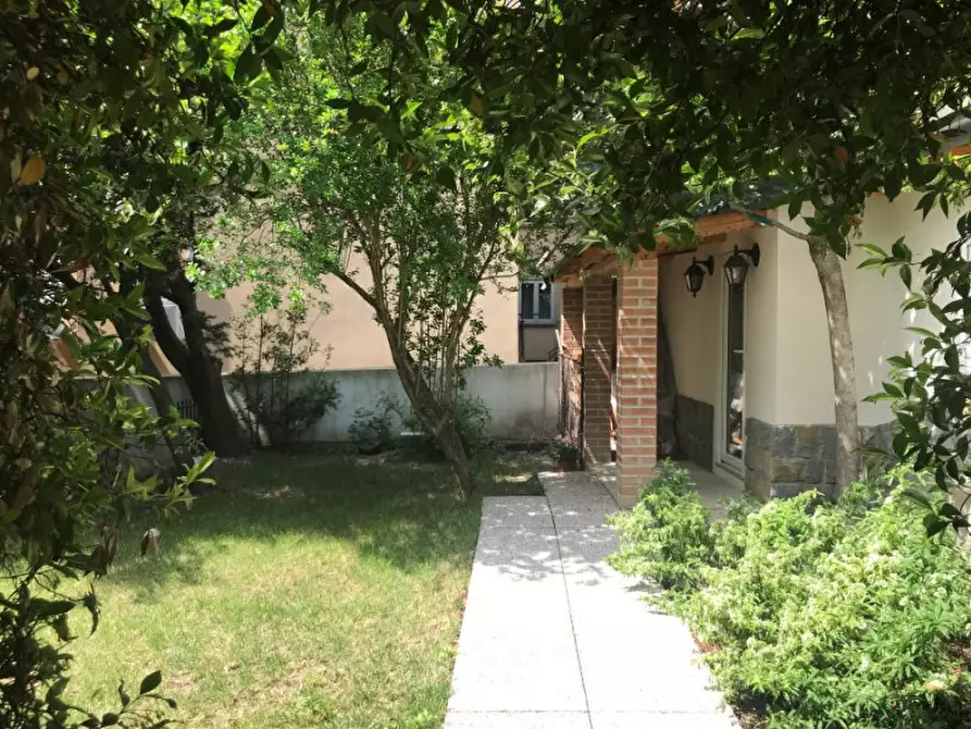 Immagine 8 di Villa in vendita  in Via Berchet Trieste a Trieste