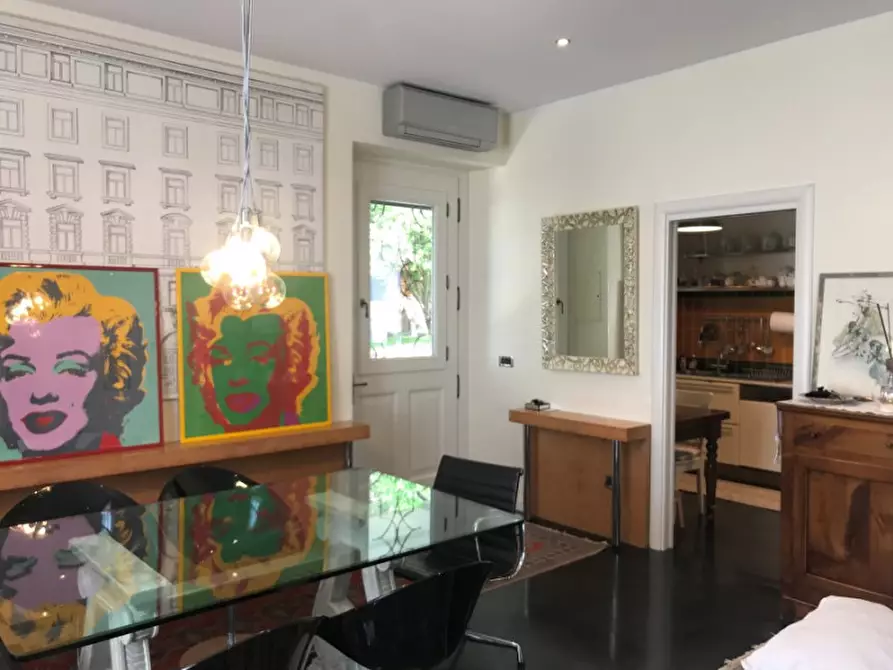 Immagine 18 di Villa in vendita  in Via Berchet Trieste a Trieste