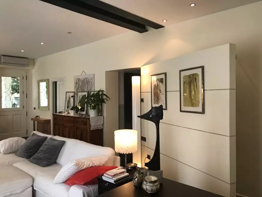 Immagine 27 di Villa in vendita  in Via Berchet Trieste a Trieste