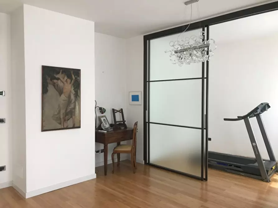 Immagine 36 di Villa in vendita  in Via Berchet Trieste a Trieste