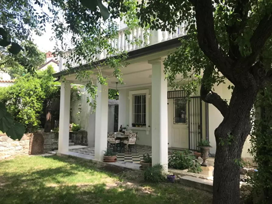 Immagine 43 di Villa in vendita  in Via Berchet Trieste a Trieste