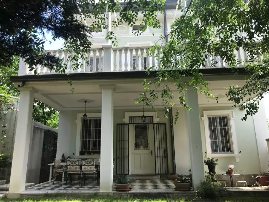 Immagine 47 di Villa in vendita  in Via Berchet Trieste a Trieste