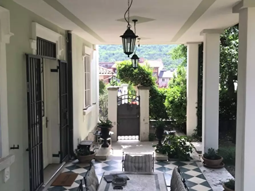 Immagine 50 di Villa in vendita  in Via Berchet Trieste a Trieste