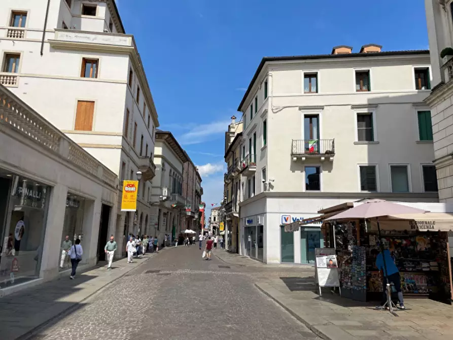 Immagine 1 di Appartamento in vendita  in Piazza Duomo a Vicenza