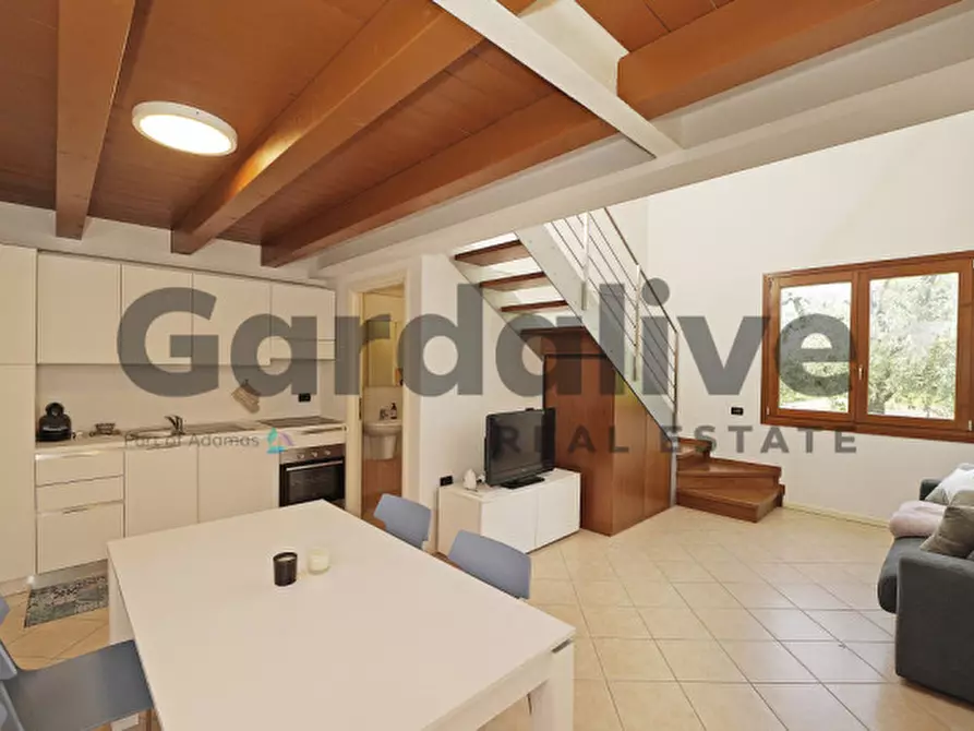 Immagine 3 di Appartamento in vendita  in Via dei Mulini a Manerba Del Garda