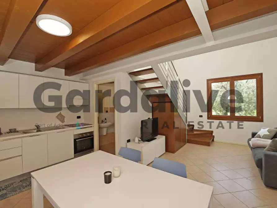 Immagine 4 di Appartamento in vendita  in Via dei Mulini a Manerba Del Garda