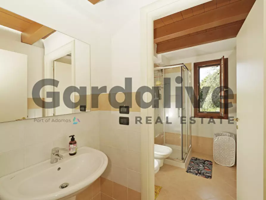 Immagine 9 di Appartamento in vendita  in Via dei Mulini a Manerba Del Garda