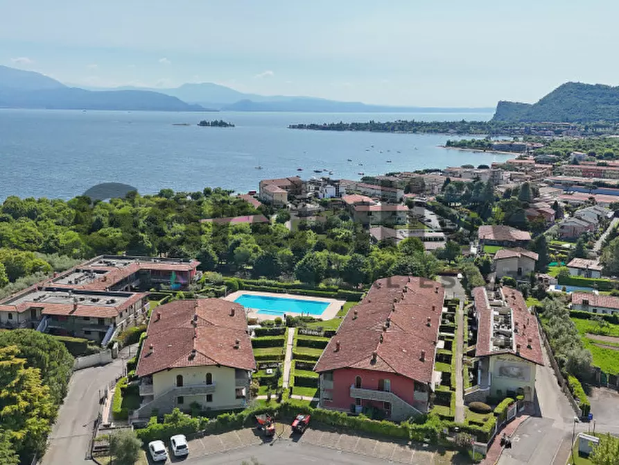 Immagine 24 di Appartamento in vendita  in Via dei Mulini a Manerba Del Garda