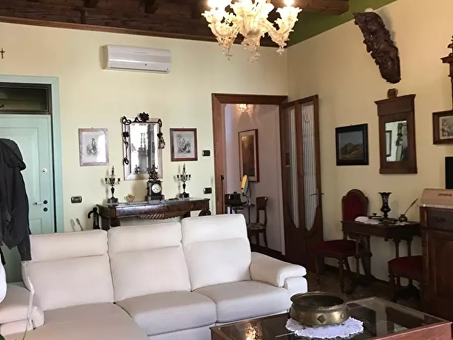 Immagine 6 di Appartamento in vendita  in via san rocco a Este