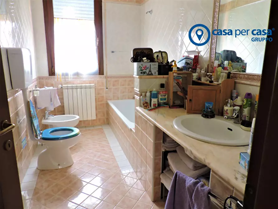 Immagine 15 di Casa trifamiliare in vendita  in Via Domenico Sampieri a Adria