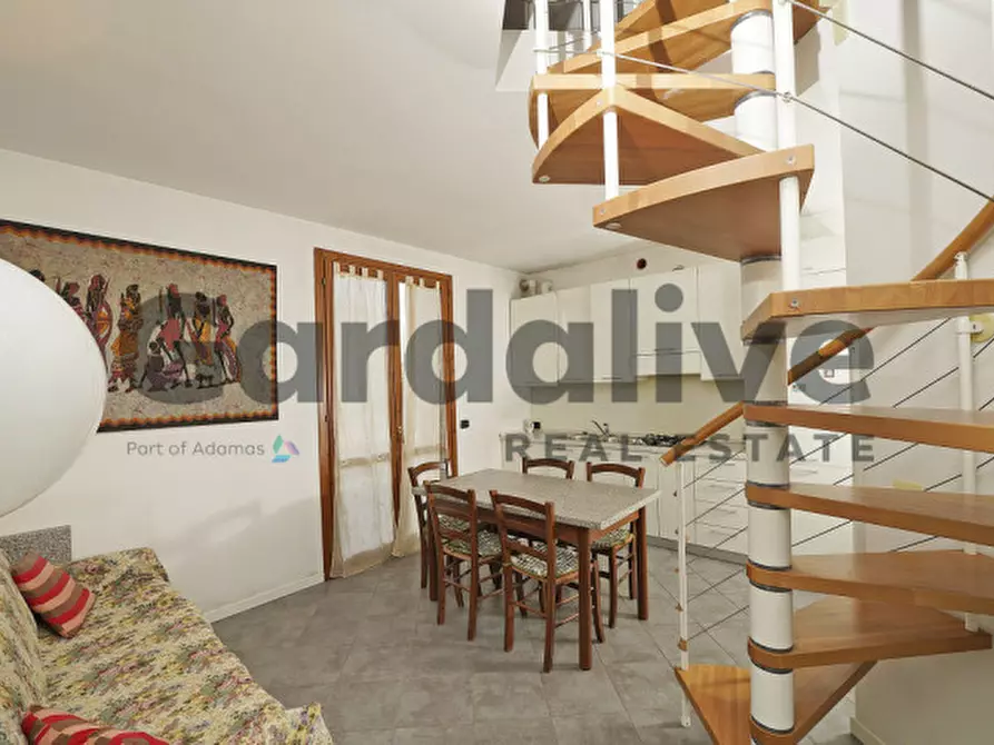 Immagine 4 di Appartamento in vendita  a Puegnago Sul Garda