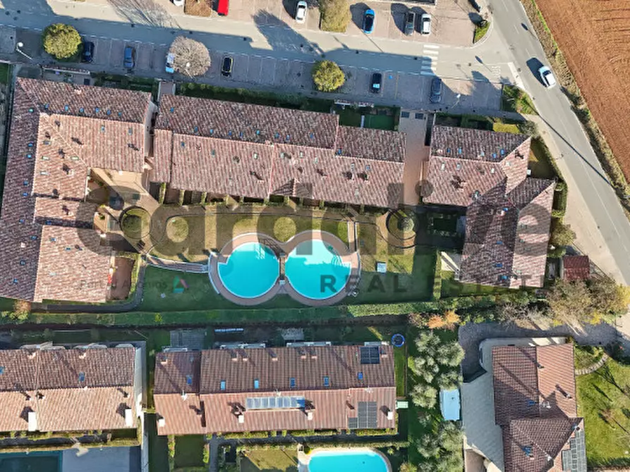 Immagine 35 di Appartamento in vendita  a Puegnago Sul Garda
