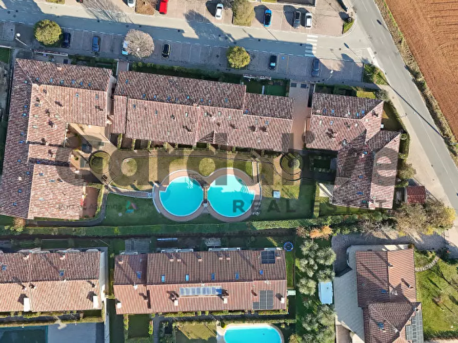 Immagine 36 di Appartamento in vendita  a Puegnago Sul Garda