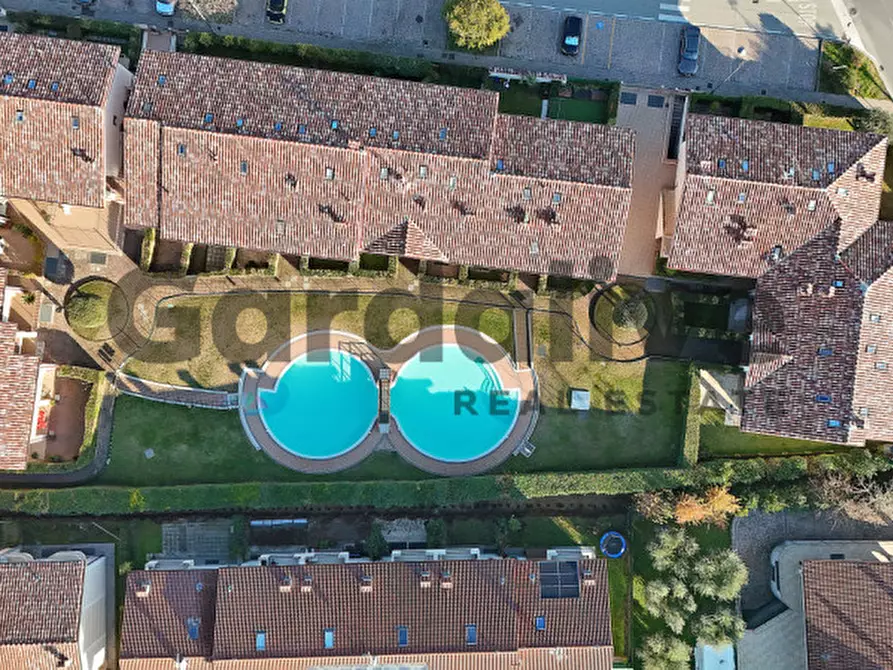 Immagine 37 di Appartamento in vendita  a Puegnago Sul Garda