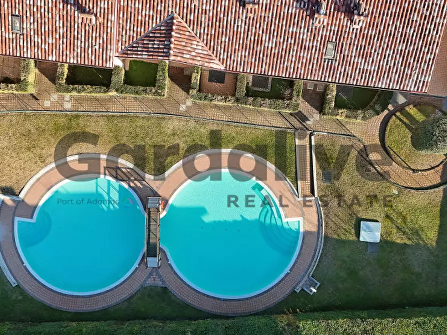 Immagine 38 di Appartamento in vendita  a Puegnago Sul Garda