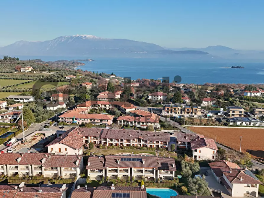 Immagine 43 di Appartamento in vendita  a Puegnago Sul Garda