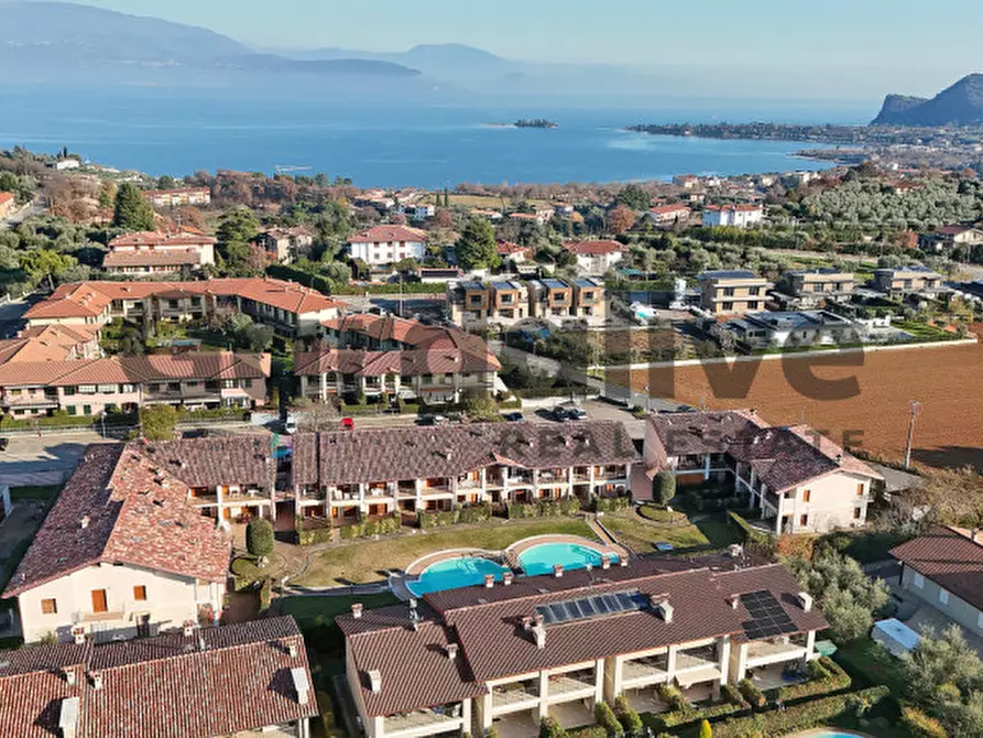 Immagine 47 di Appartamento in vendita  a Puegnago Sul Garda