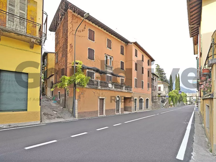 Immagine 2 di Appartamento in vendita  in Via Della Libertà 110 a Gargnano