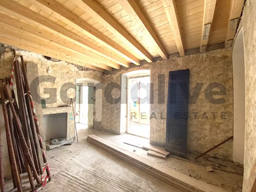 Immagine 5 di Appartamento in vendita  in Via Della Libertà 110 a Gargnano