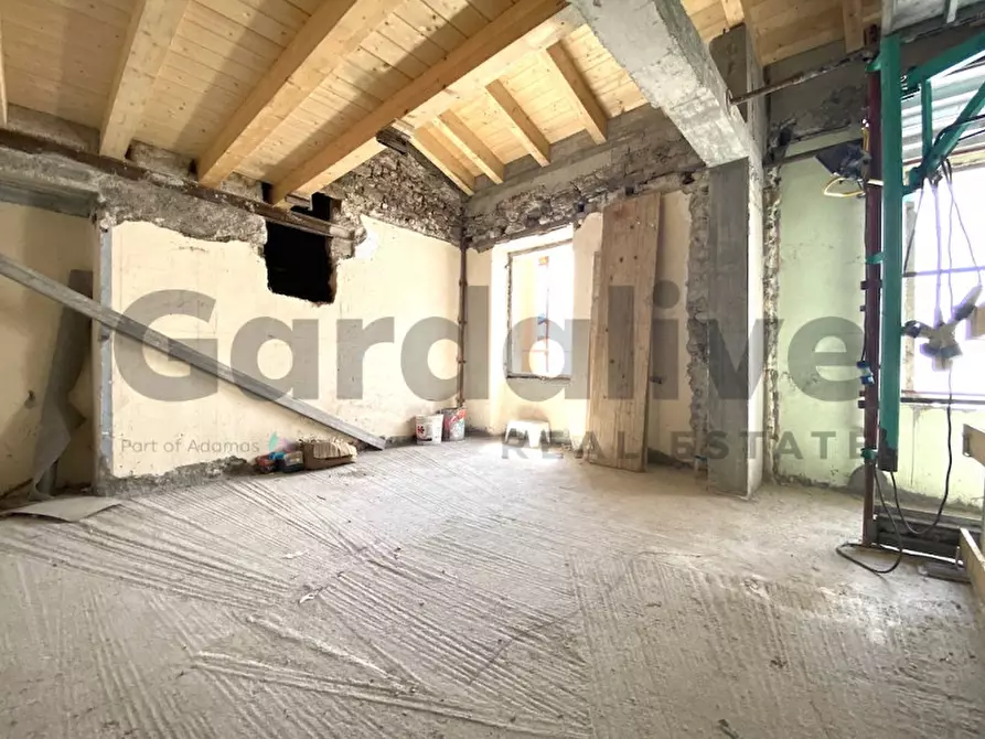 Immagine 8 di Appartamento in vendita  in Via Della Libertà 110 a Gargnano