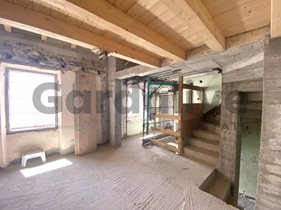 Immagine 9 di Appartamento in vendita  in Via Della Libertà 110 a Gargnano