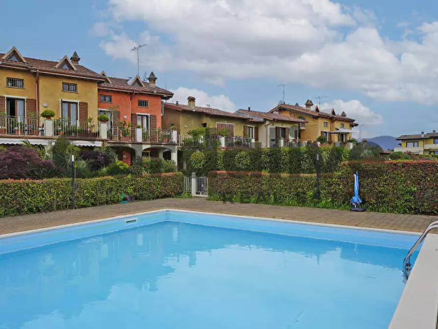 Immagine 4 di Appartamento in vendita  in Via Guasch 1 a Puegnago Sul Garda