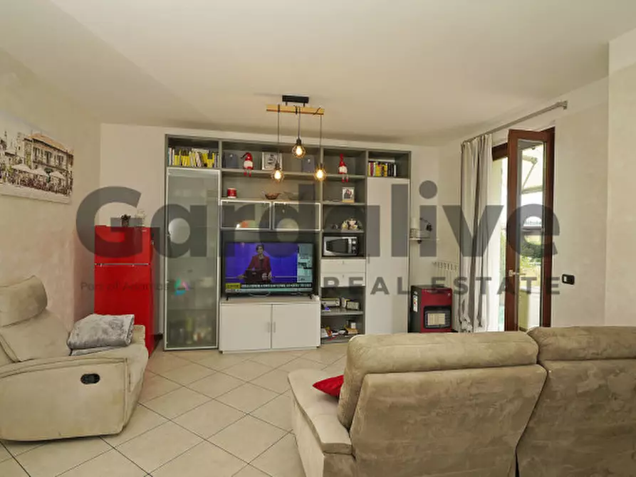 Immagine 9 di Appartamento in vendita  in Via Guasch 1 a Puegnago Sul Garda