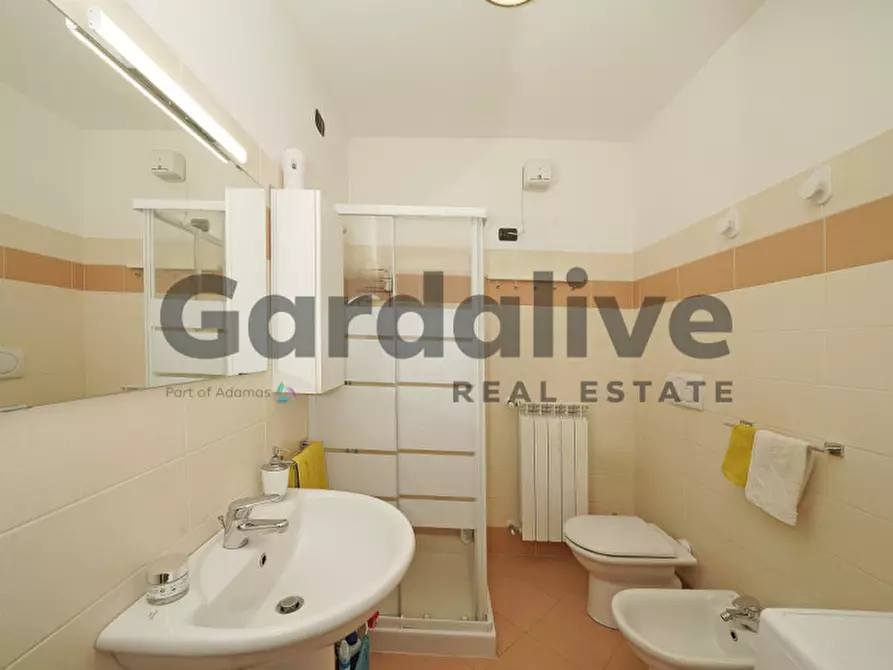 Immagine 23 di Appartamento in vendita  in Via Guasch 1 a Puegnago Sul Garda