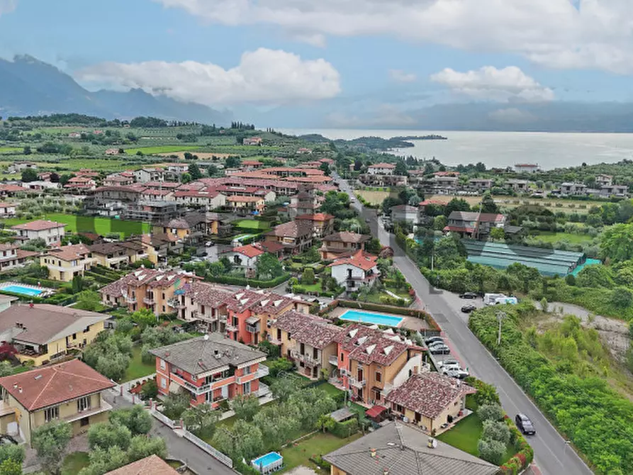 Immagine 29 di Appartamento in vendita  in Via Guasch 1 a Puegnago Sul Garda