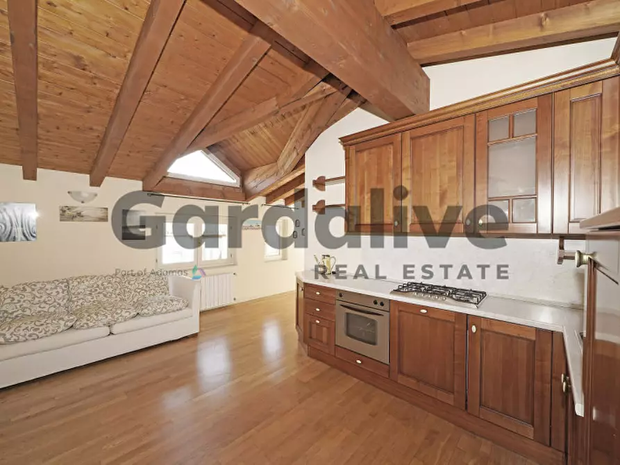 Immagine 5 di Appartamento in vendita  in Via dante alighieri, 7 a Manerba Del Garda