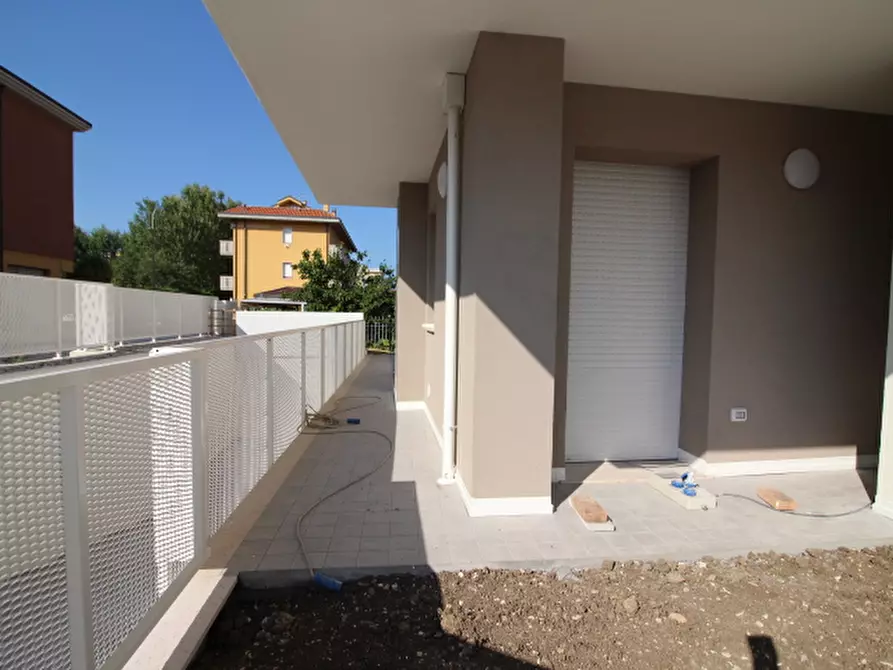 Immagine 4 di Appartamento in vendita  a Senigallia