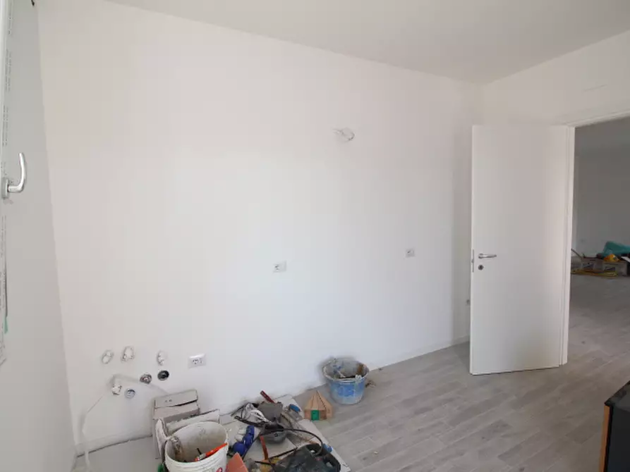 Immagine 10 di Appartamento in vendita  a Senigallia