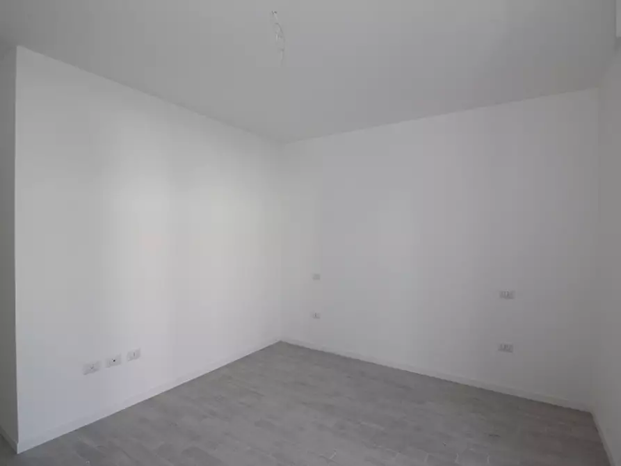 Immagine 19 di Appartamento in vendita  a Senigallia