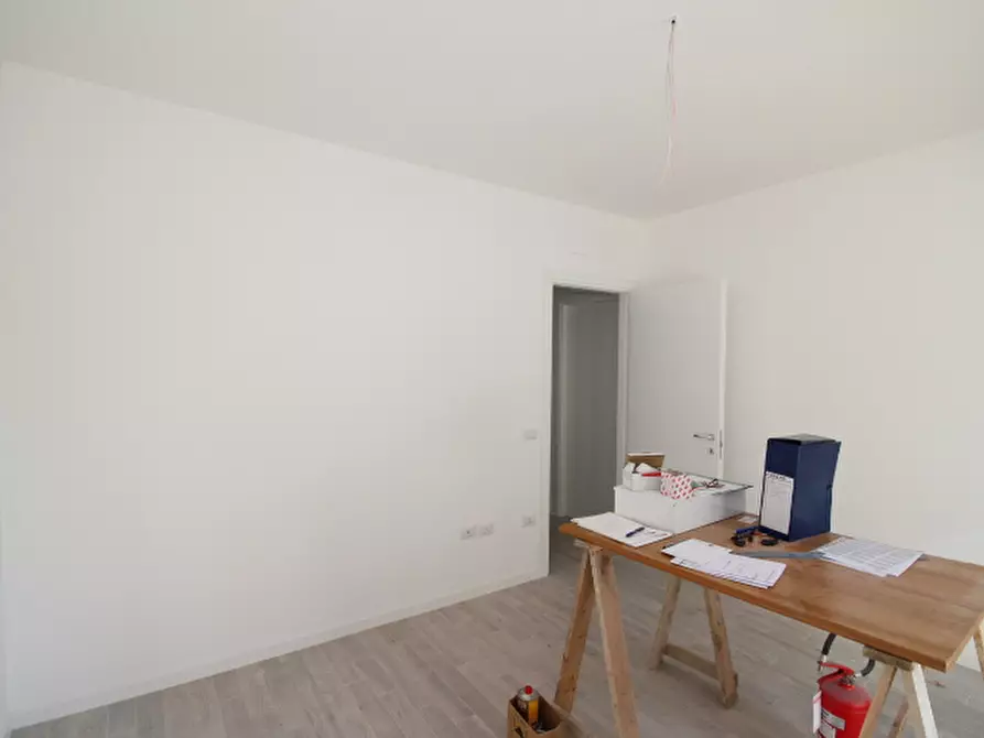 Immagine 37 di Appartamento in vendita  a Senigallia