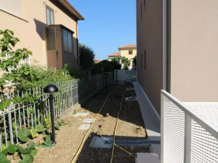 Immagine 44 di Appartamento in vendita  a Senigallia