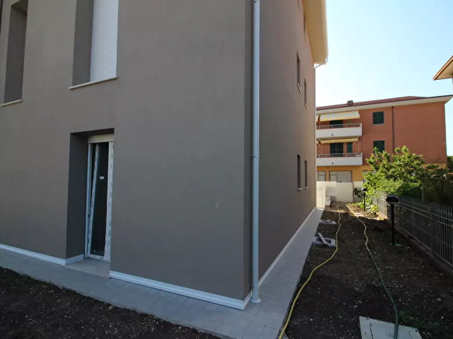 Immagine 47 di Appartamento in vendita  a Senigallia