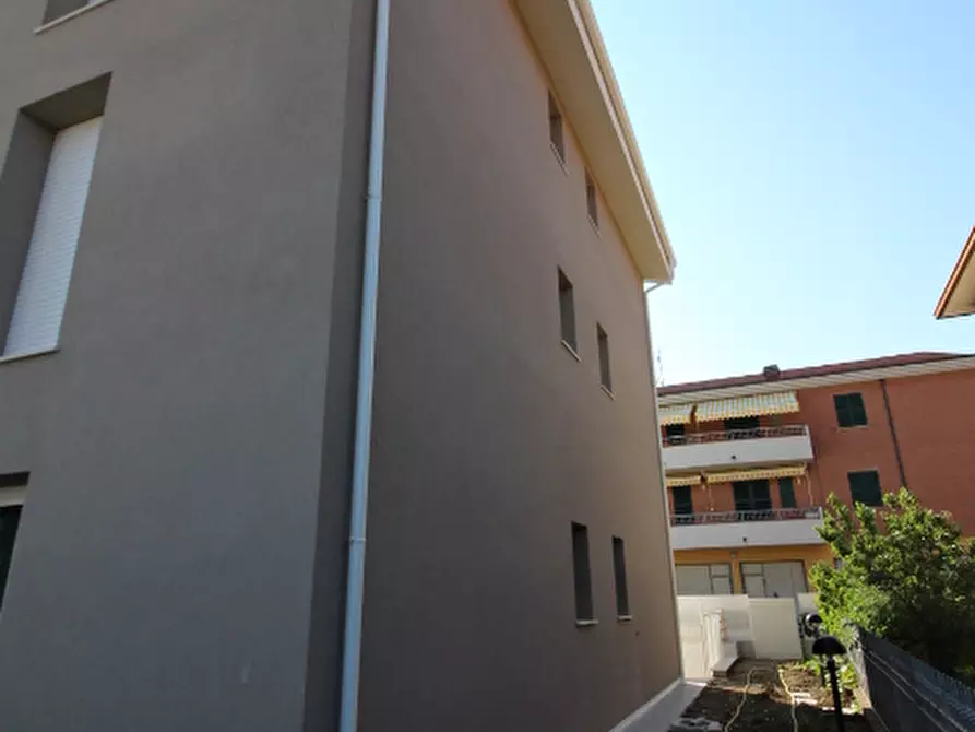 Immagine 50 di Appartamento in vendita  a Senigallia