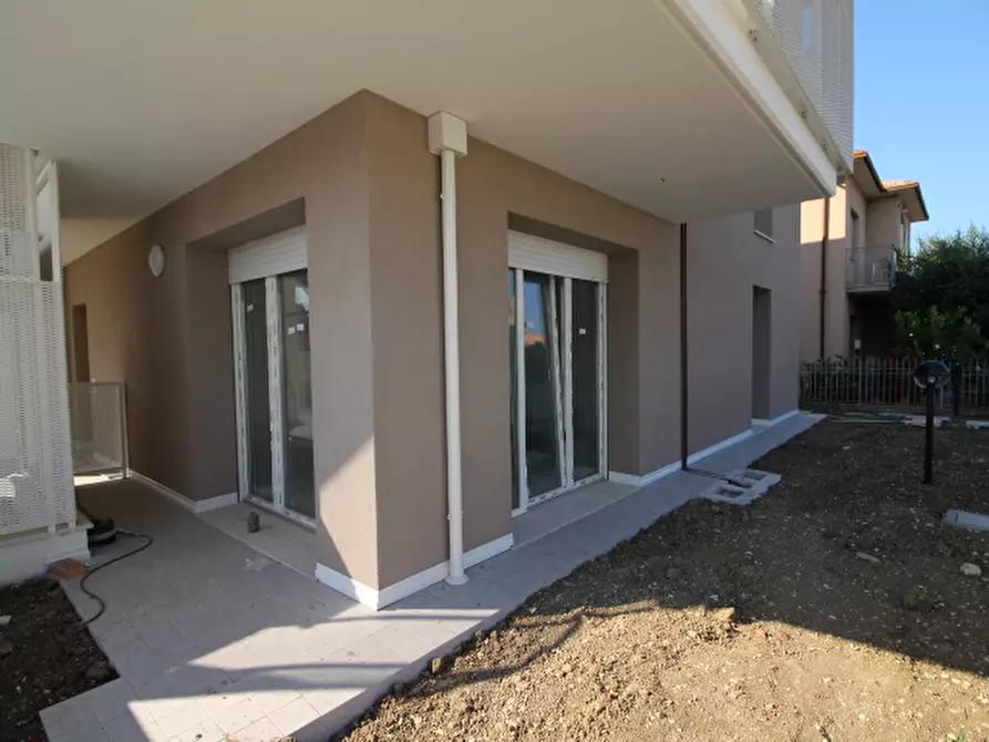 Immagine 58 di Appartamento in vendita  a Senigallia