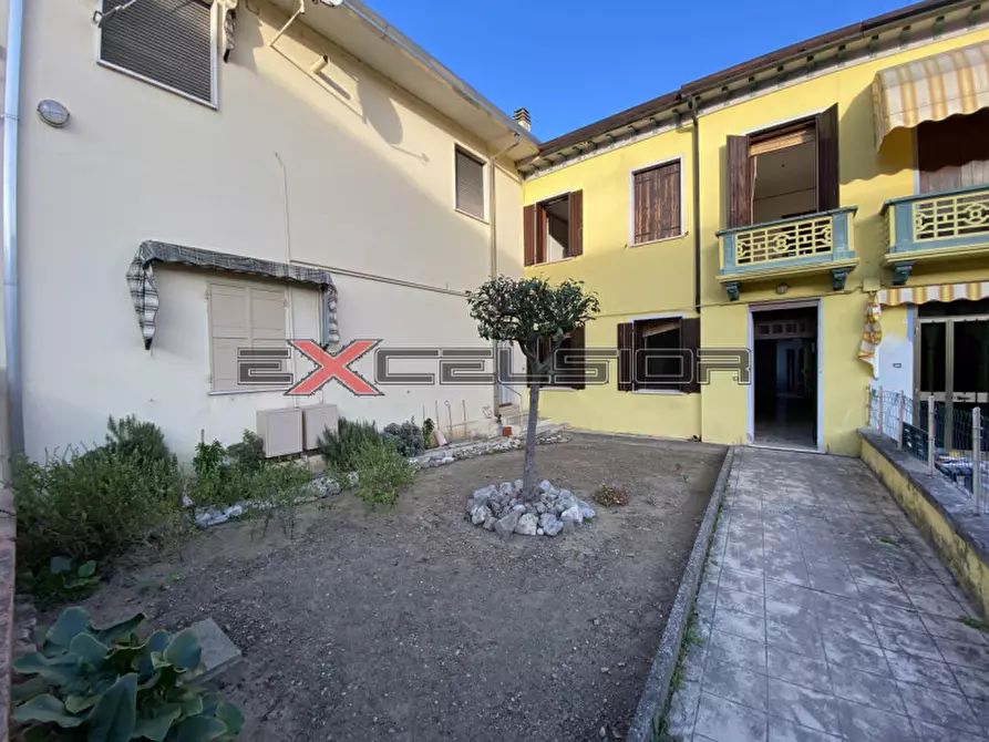 Immagine 5 di Villetta a schiera in vendita  in Via G. Matteotti n. 20 bis - Cavarzere a Cavarzere