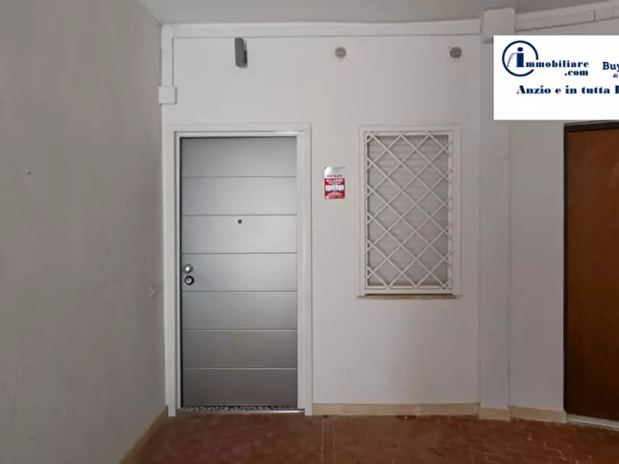 Immagine 8 di Appartamento in vendita  in lungomare enea a Anzio