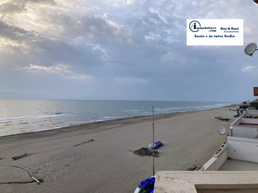 Immagine 46 di Appartamento in vendita  in lungomare enea a Anzio