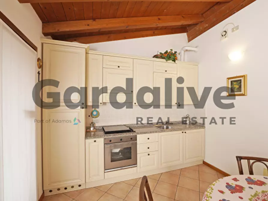 Immagine 8 di Appartamento in vendita  in via A. Manzoni a Manerba Del Garda