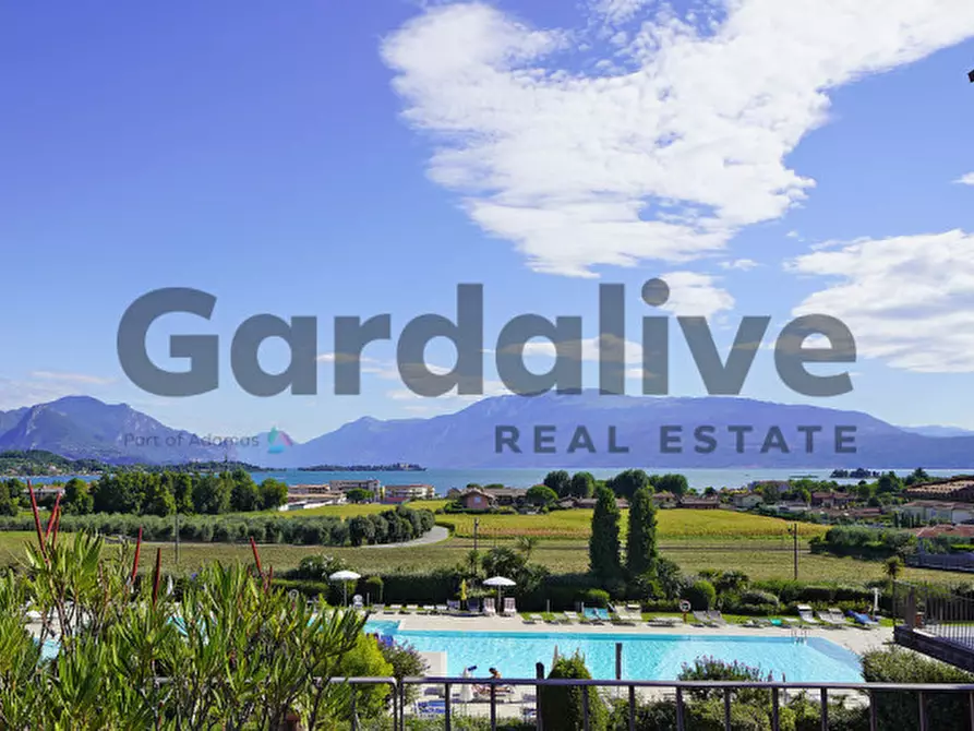 Immagine 12 di Appartamento in vendita  in via A. Manzoni a Manerba Del Garda