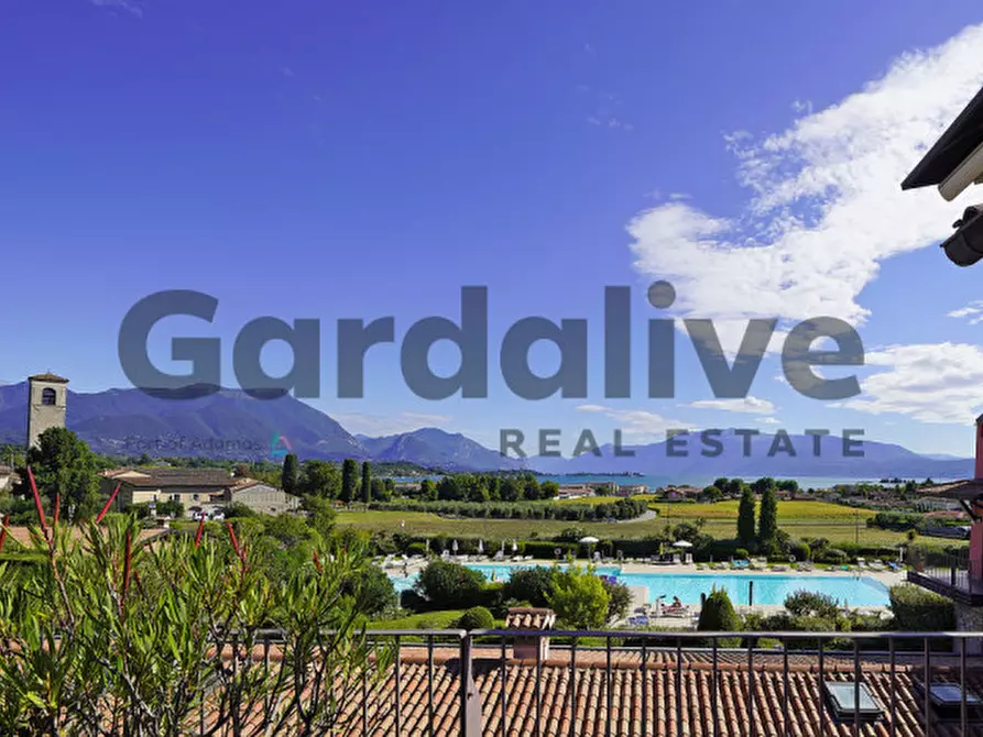 Immagine 13 di Appartamento in vendita  in via A. Manzoni a Manerba Del Garda