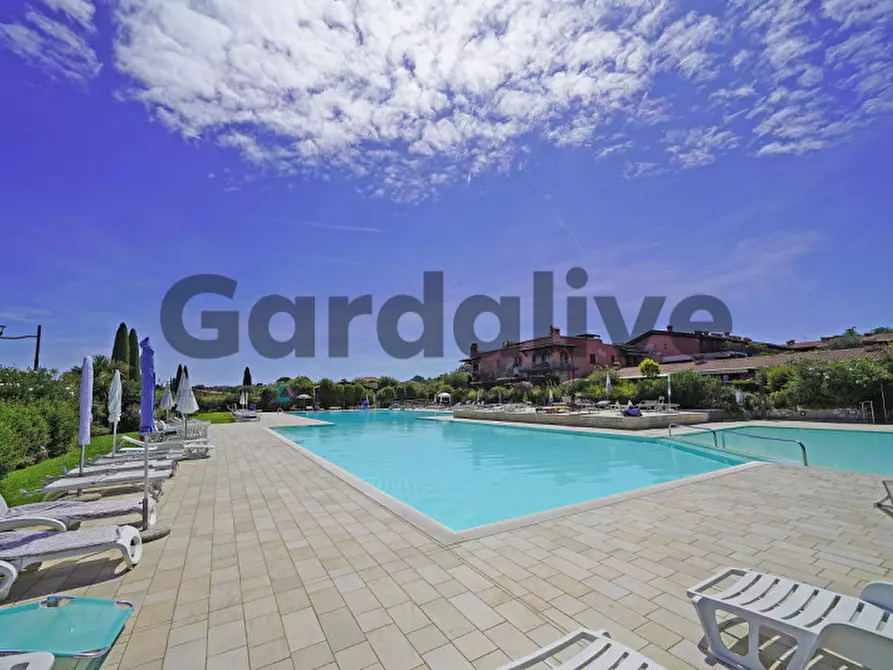 Immagine 26 di Appartamento in vendita  in via A. Manzoni a Manerba Del Garda