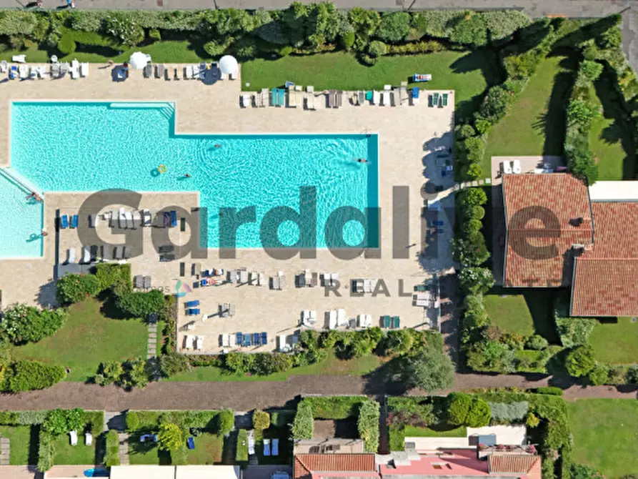 Immagine 29 di Appartamento in vendita  in via A. Manzoni a Manerba Del Garda