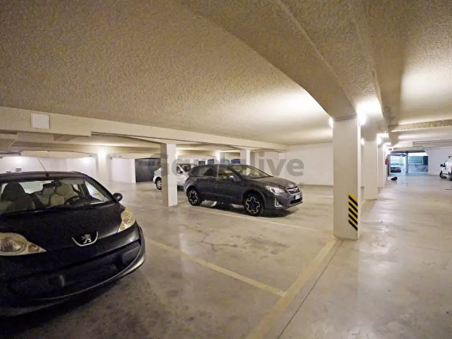 Immagine 32 di Appartamento in vendita  in Via Alessandro Bettoni a Gargnano