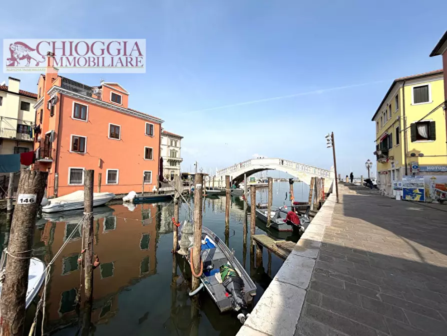 Immagine 11 di Appartamento in vendita  in calle San Domenico a Chioggia